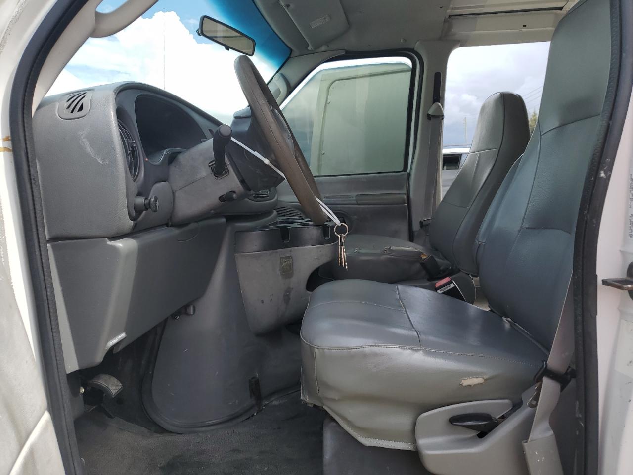 1FTSE34L13HA82908 2003 Ford Econoline E350 Super Duty Van