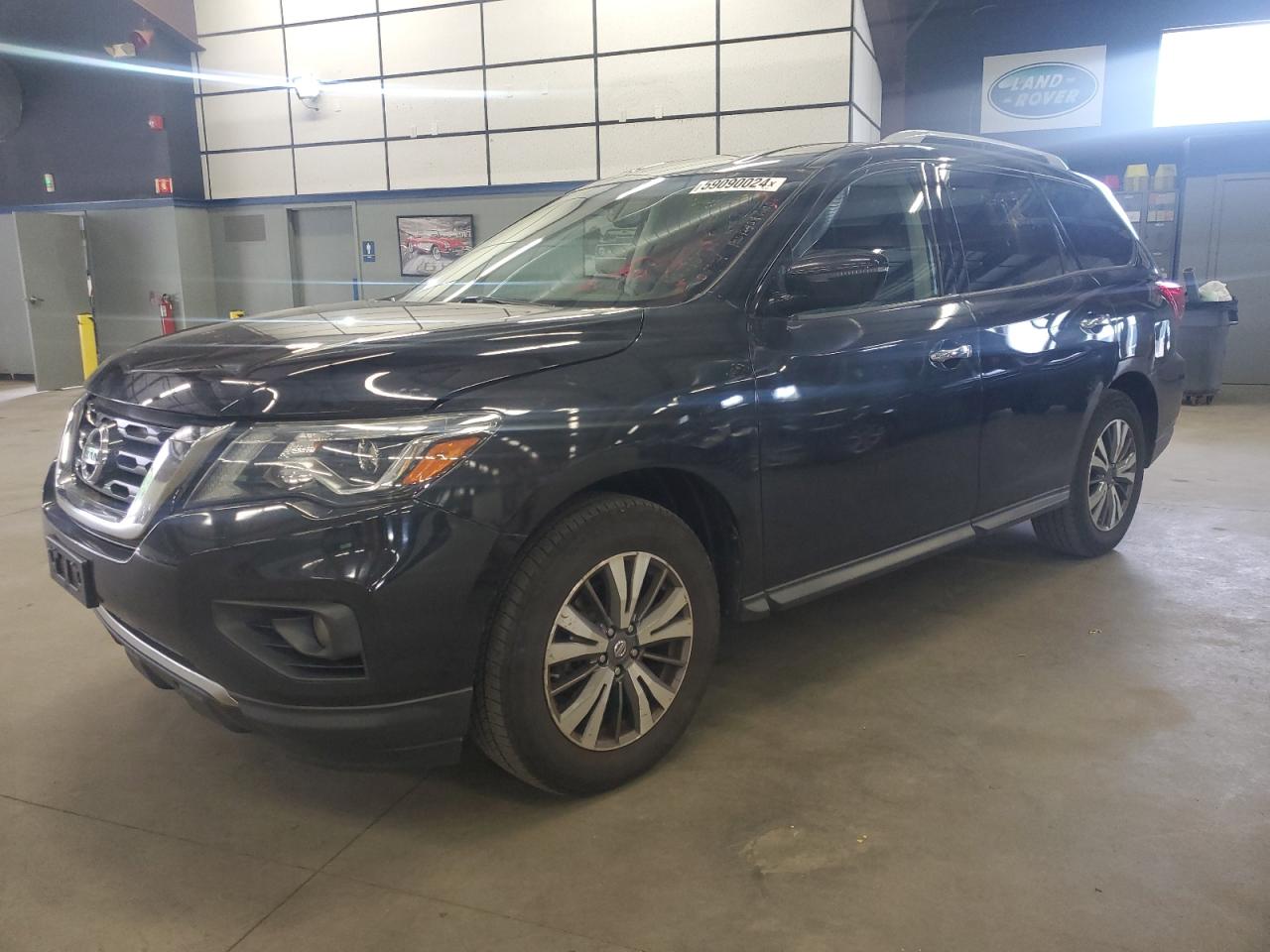 2017 Nissan Pathfinder S vin: 5N1DR2MMXHC681841