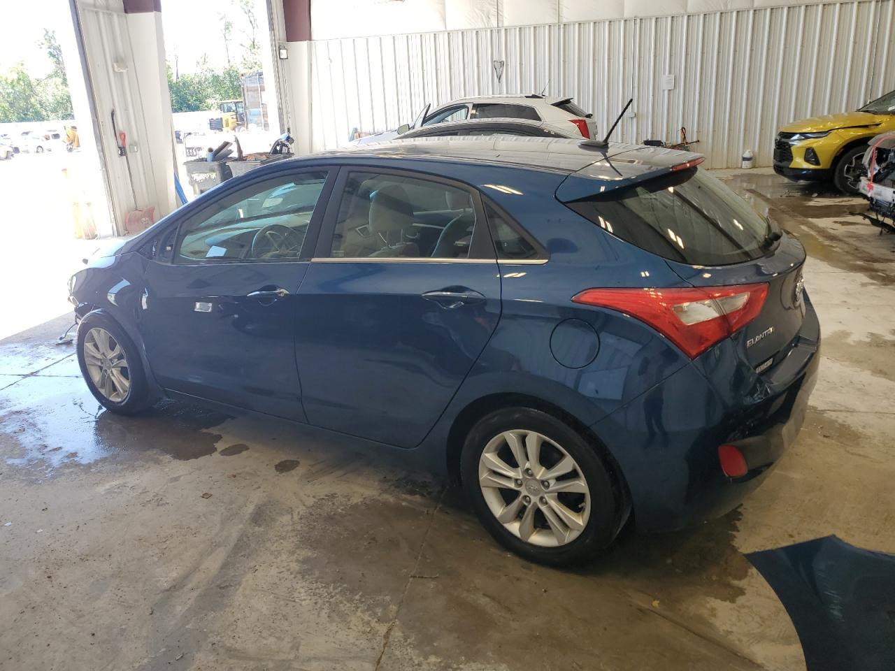 2014 Hyundai Elantra Gt vin: KMHD35LHXEU208079