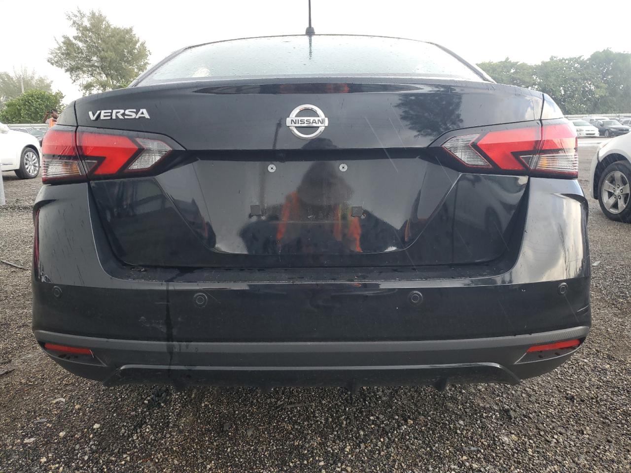 3N1CN8DV8NL868179 2022 Nissan Versa S