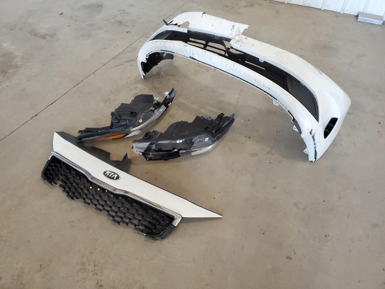 3KPFK4A71HE029209 2017 Kia Forte Lx