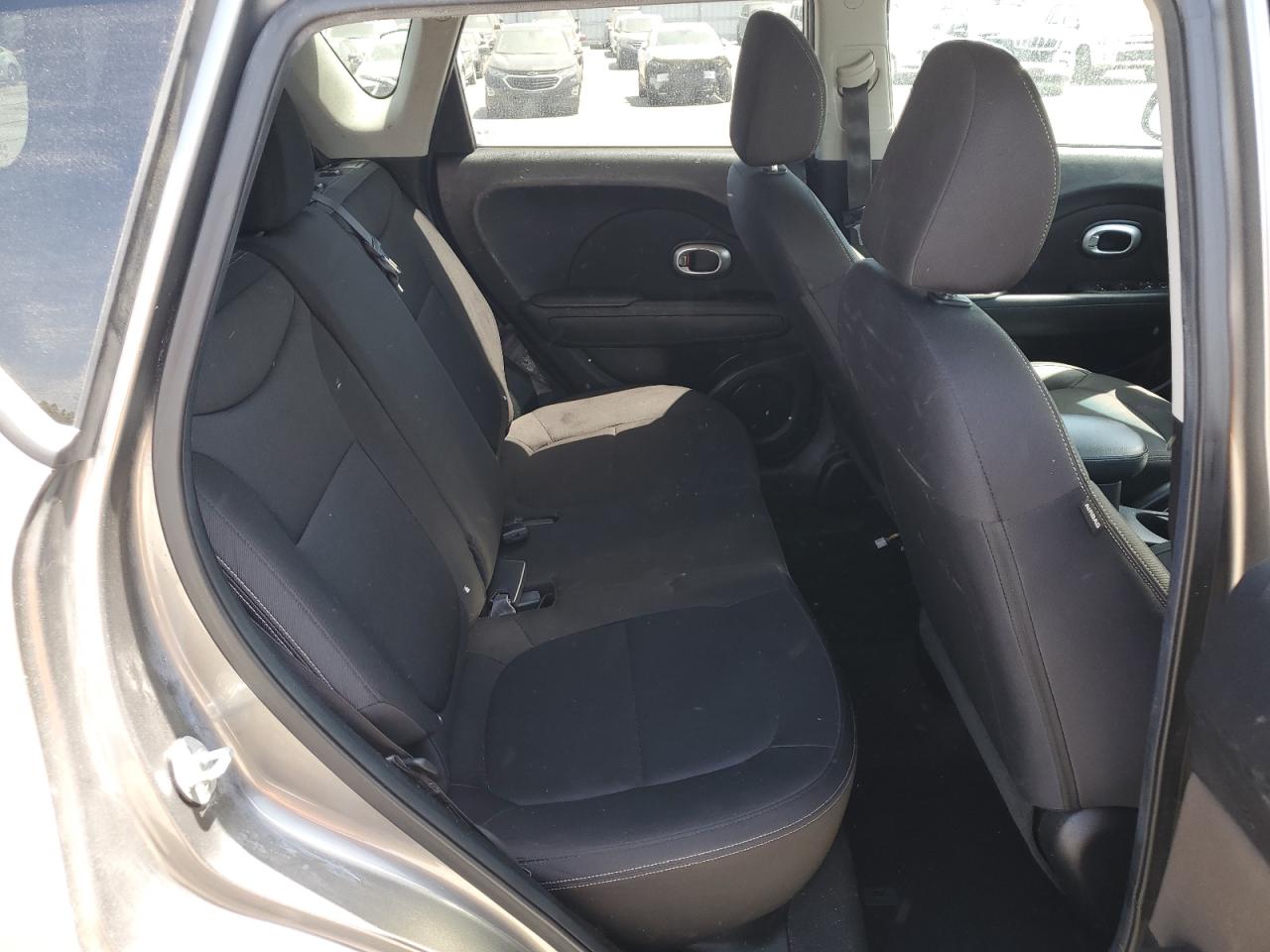 KNDJN2A21G7392845 2016 Kia Soul