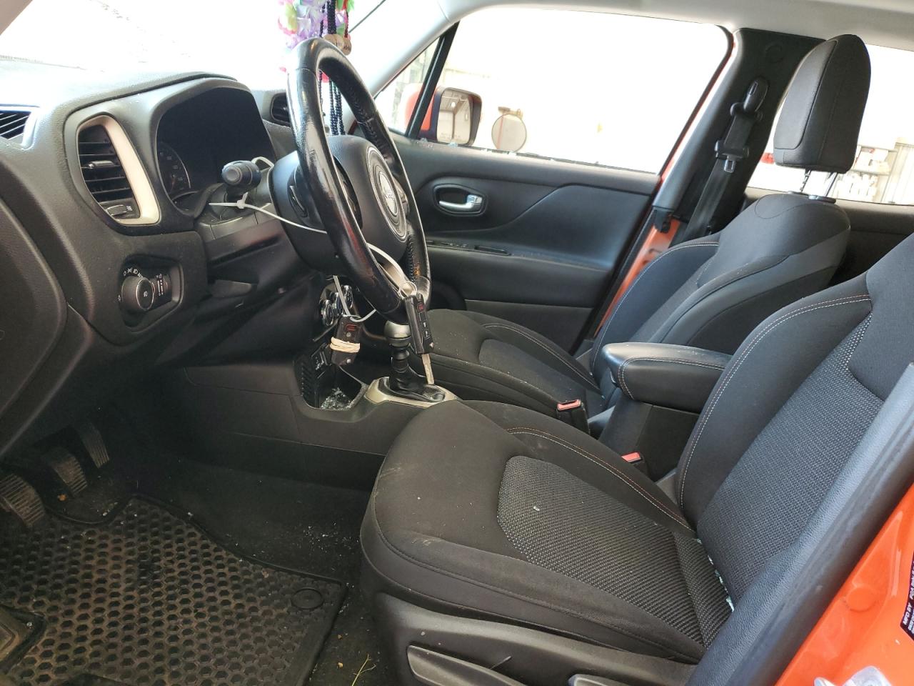 ZACCJABW1GPD57001 2016 Jeep Renegade Latitude