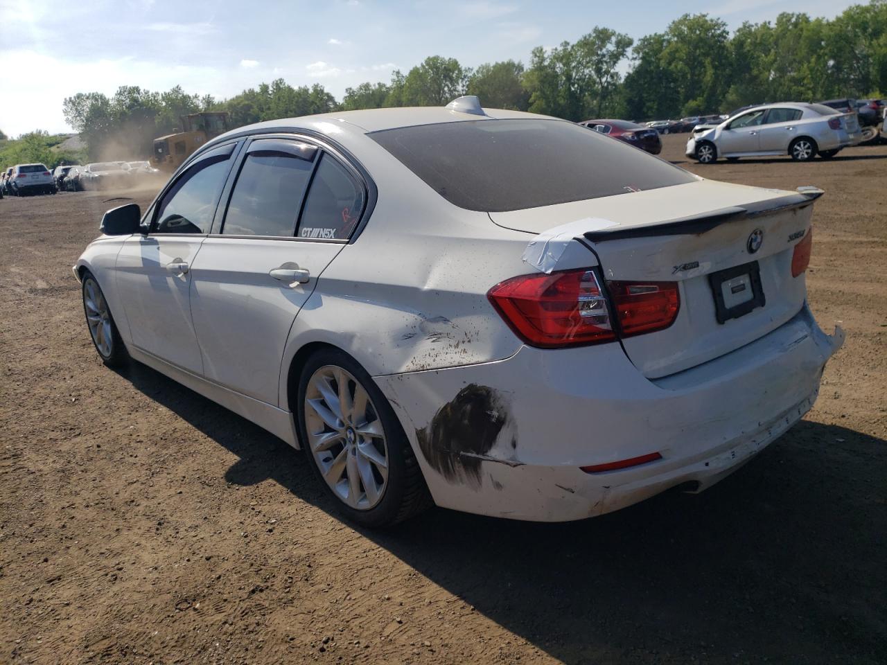 WBA3B9C55DJ437122 2013 BMW 335 Xi