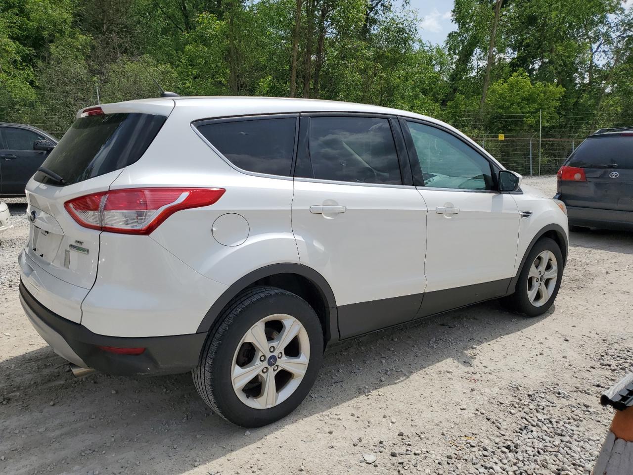 2014 Ford Escape Se vin: 1FMCU0GX9EUB94639