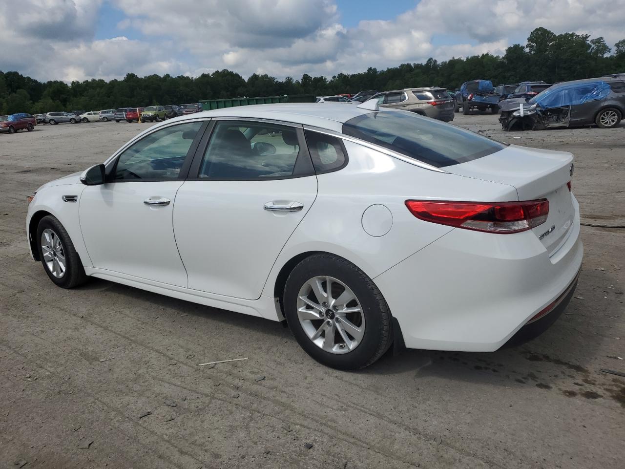 2016 Kia Optima Lx vin: 5XXGT4L36GG057069