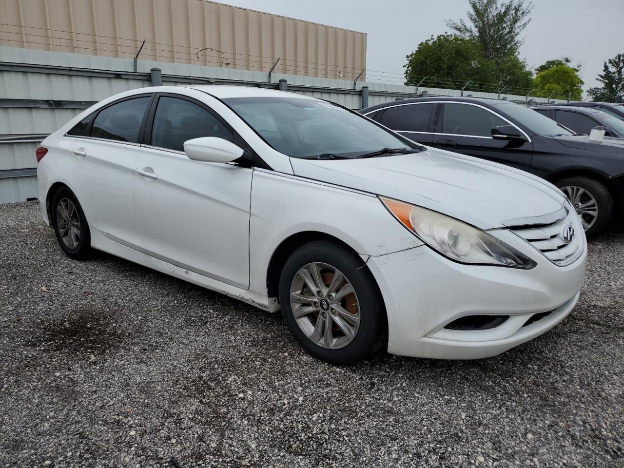 5NPEB4AC2EH940388 2014 Hyundai Sonata Gls