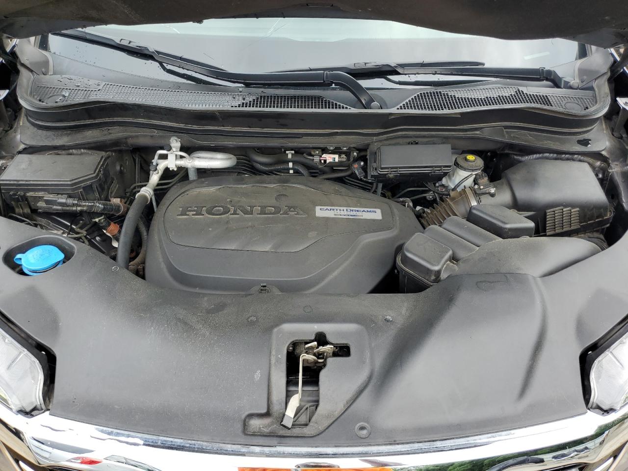 5FNYF5H96HB001555 2017 Honda Pilot Touring