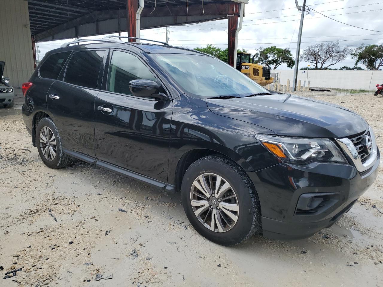 2019 Nissan Pathfinder S vin: 5N1DR2MM4KC602834