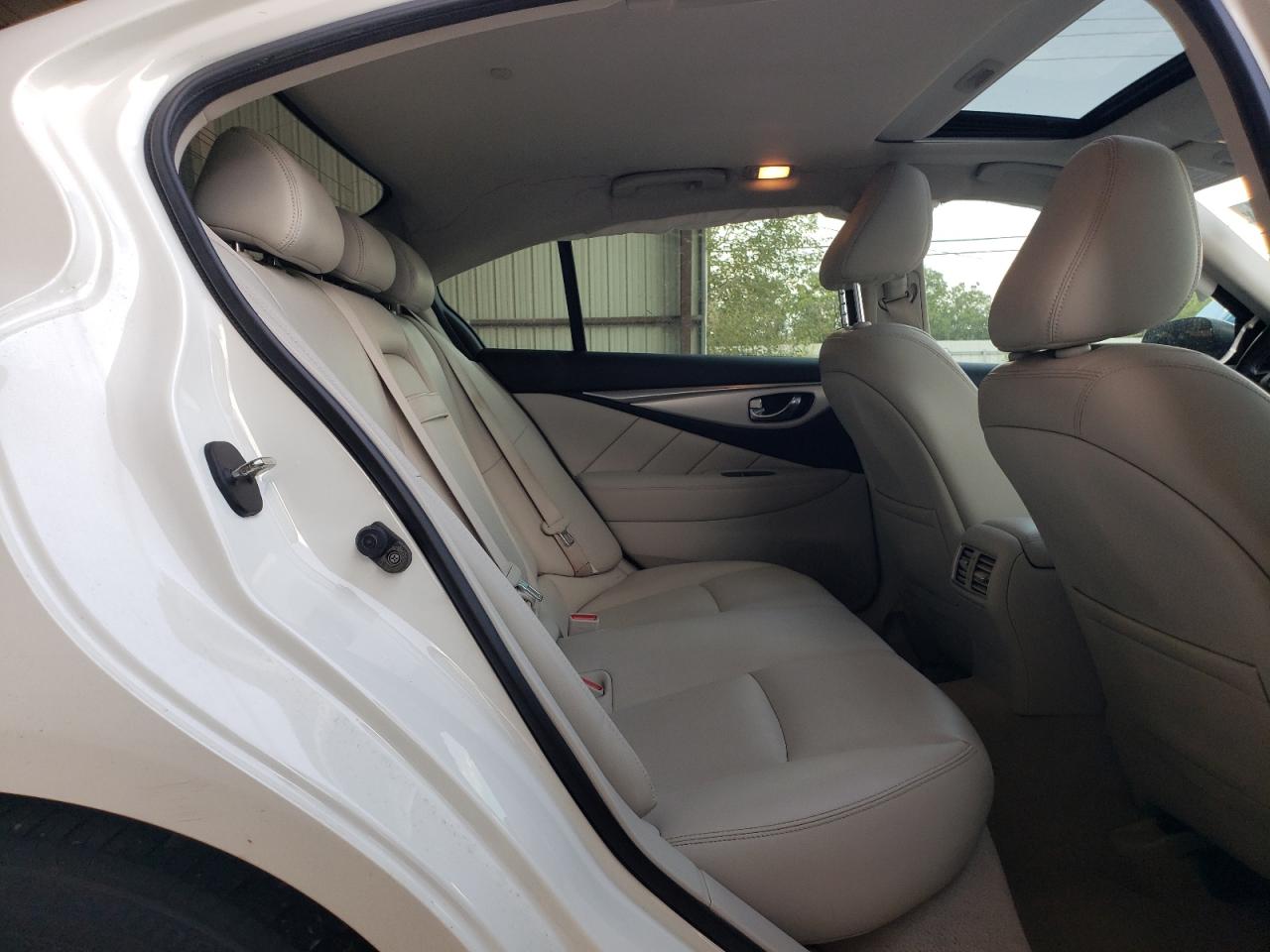 JN1EV7APXKM543642 2019 Infiniti Q50 Luxe