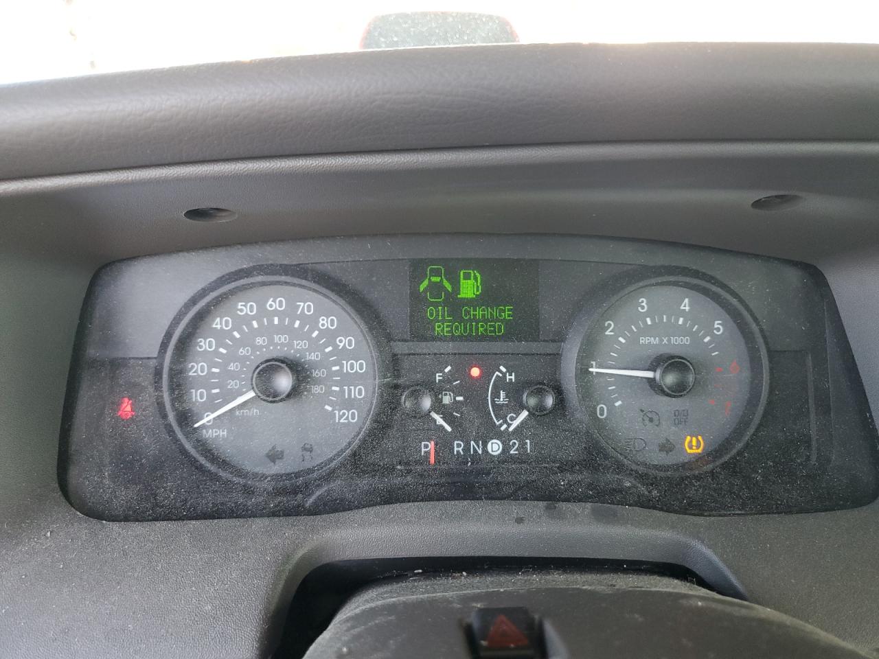 2MEBM7FVXAX616573 2010 Mercury Grand Marquis Ls