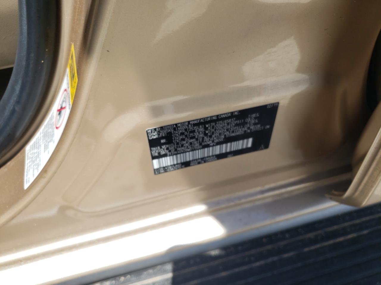 2T3YK4DV2BW011560 2011 Toyota Rav4 Limited