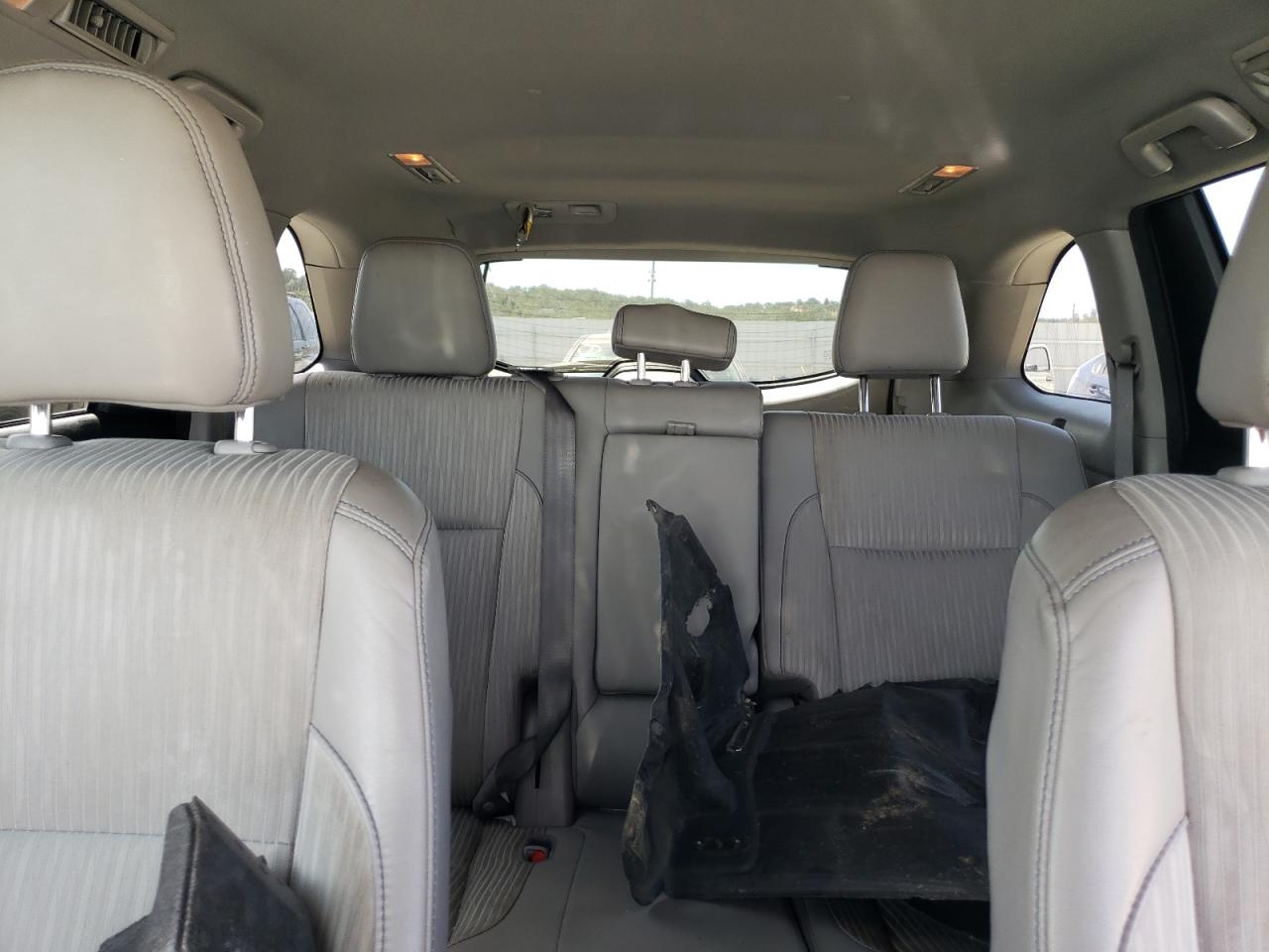 5TDBKRFH4GS314682 2016 Toyota Highlander Le