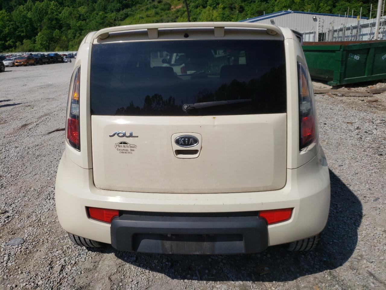 KNDJT2A26B7713843 2011 Kia Soul +