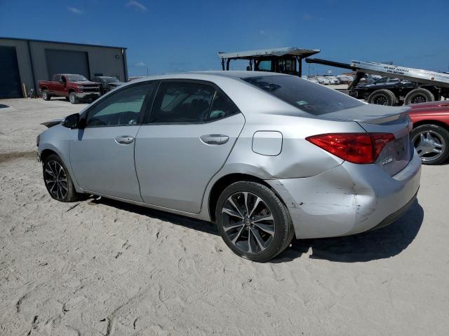 VIN 2T1BURHE5JC011262 2018 Toyota Corolla, L no.2