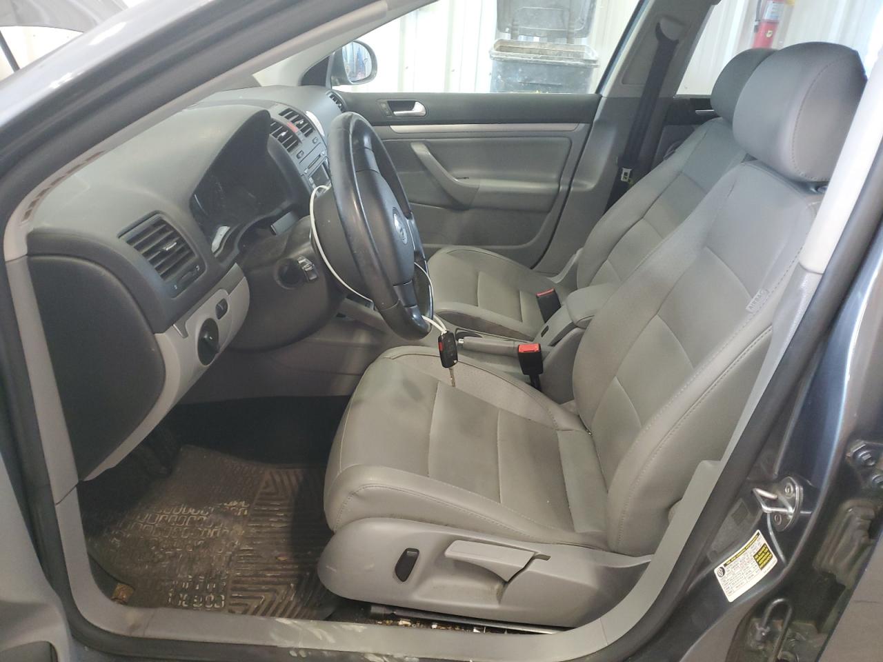 3VWRM71K18M107620 2008 Volkswagen Jetta Se