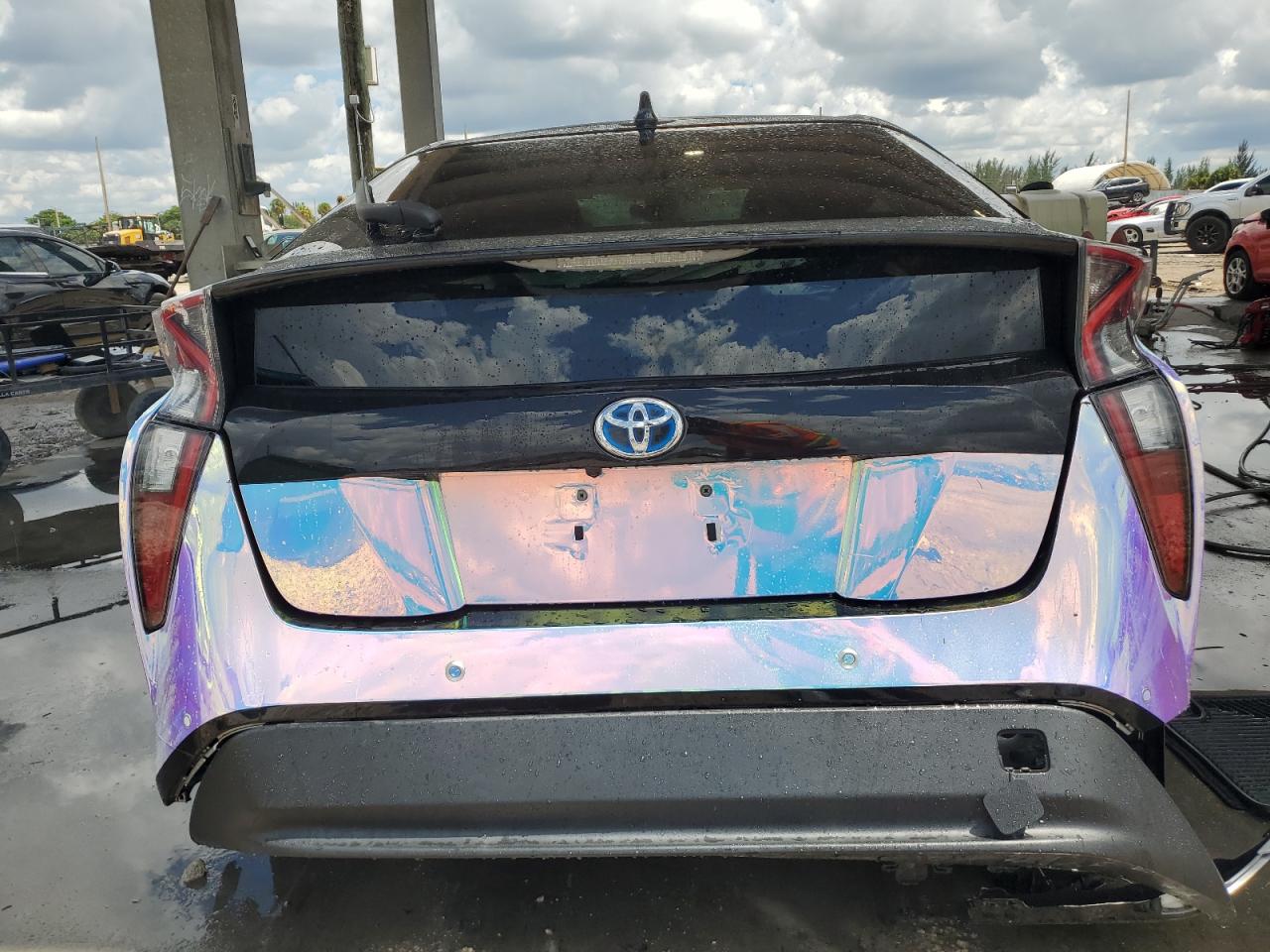 JTDKARFU1G3510953 2016 Toyota Prius