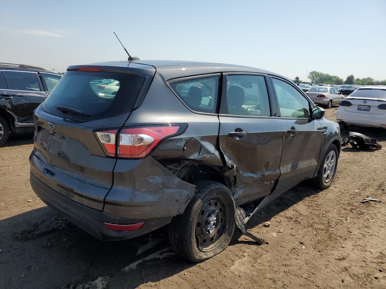 2018 Ford Escape S vin: 1FMCU0F78JUC67737