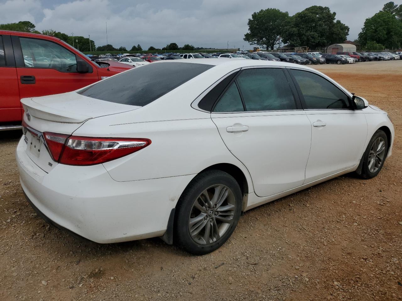 4T1BF1FK6GU146536 2016 Toyota Camry Le