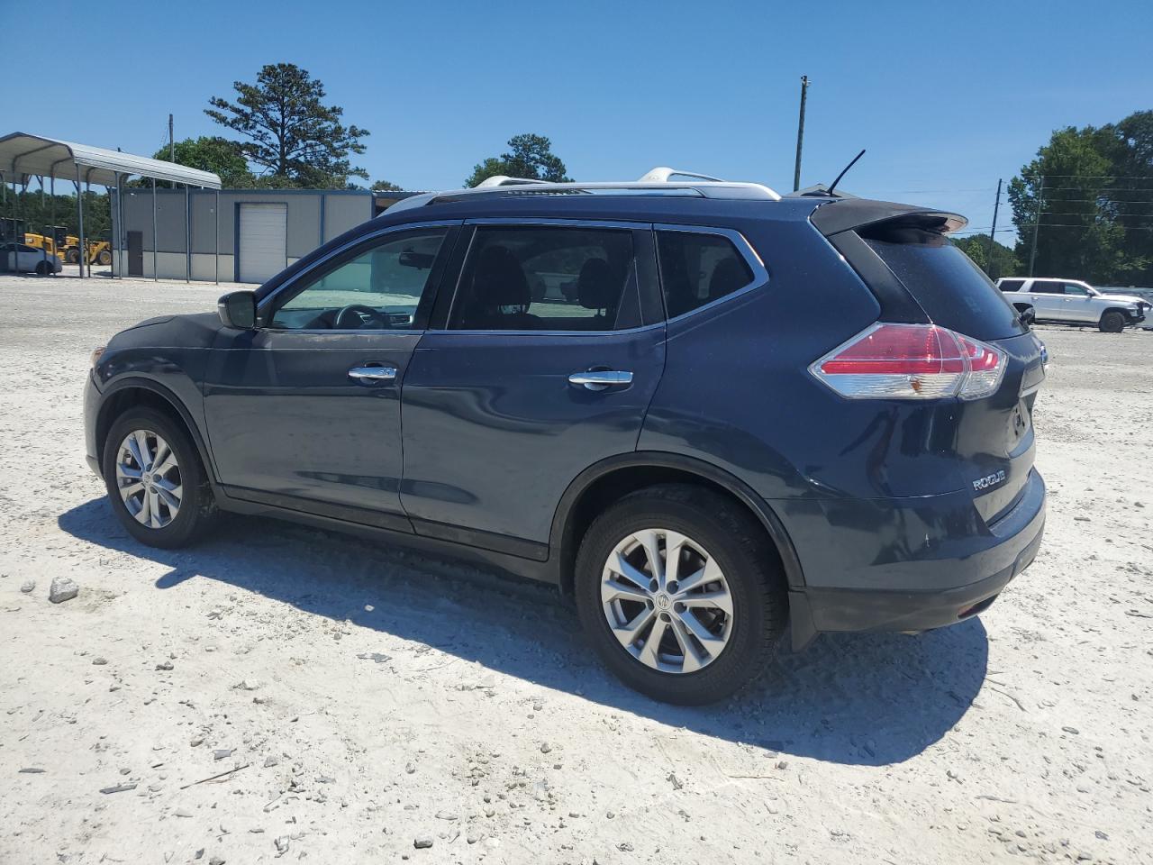 2015 Nissan Rogue S vin: KNMAT2MT2FP564633