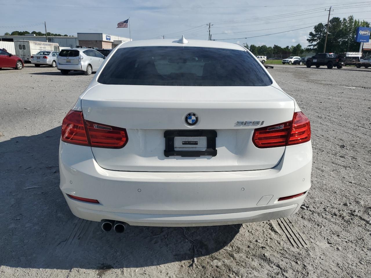 2015 BMW 328 I vin: WBA3A5G53FNP35072