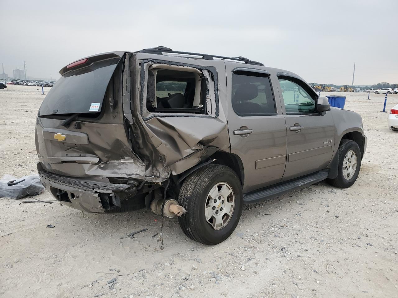 2013 Chevrolet Tahoe K1500 Ls vin: 1GNSKAE07DR362756