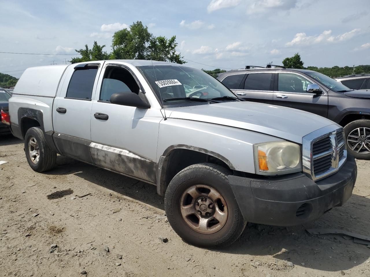 1D7HE28K55S319465 2005 Dodge Dakota Quad