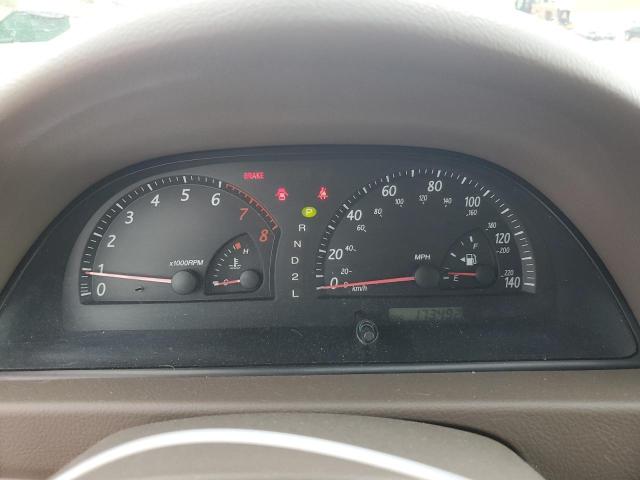 2003 Toyota Camry Le VIN: JTDBF30KX30111850 Lot: 61308954