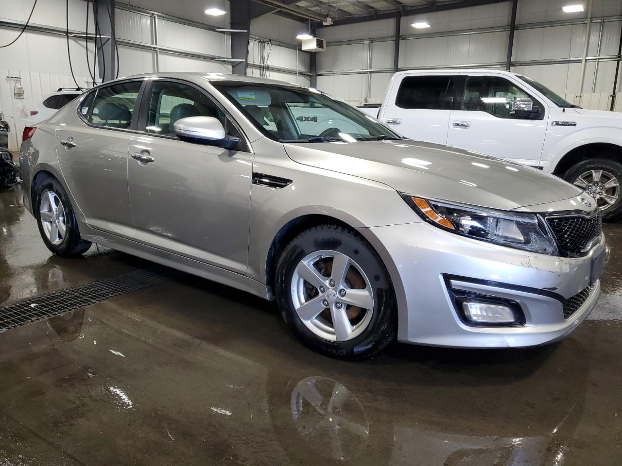 2015 Kia Optima Lx vin: 5XXGM4A72FG478630