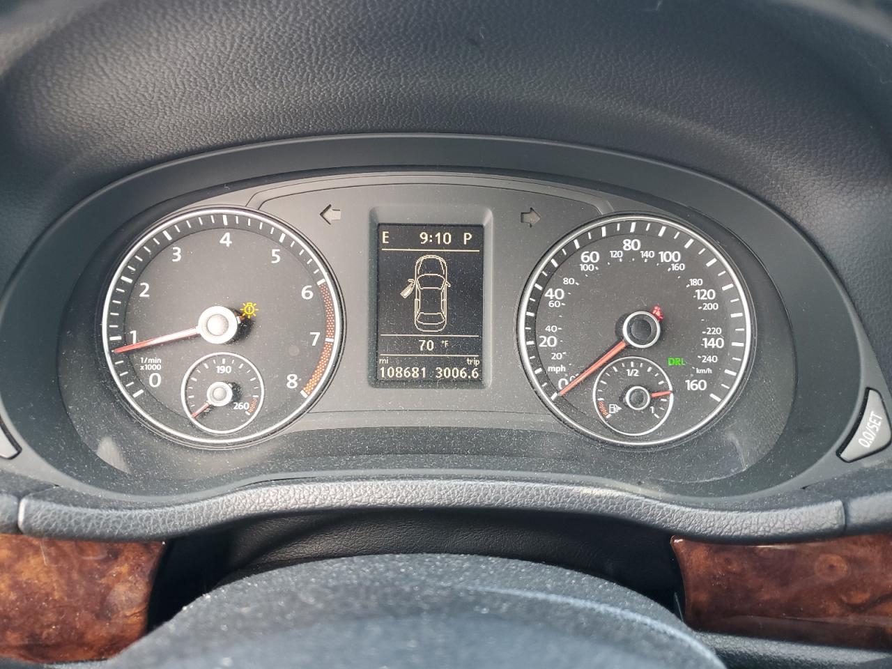 1VWCP7A32DC015479 2013 Volkswagen Passat Sel