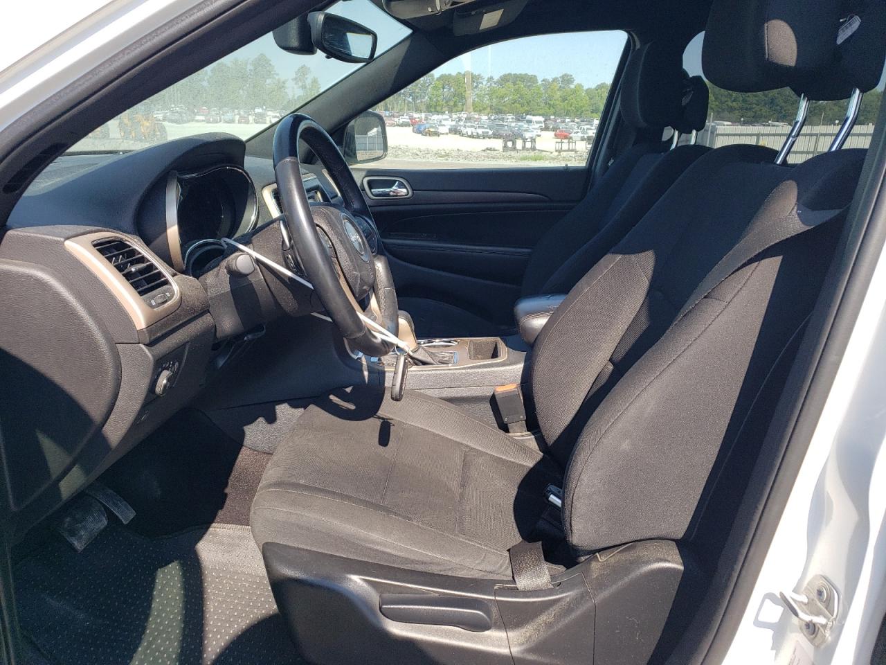 1C4RJEAG7HC965526 2017 Jeep Grand Cherokee Laredo