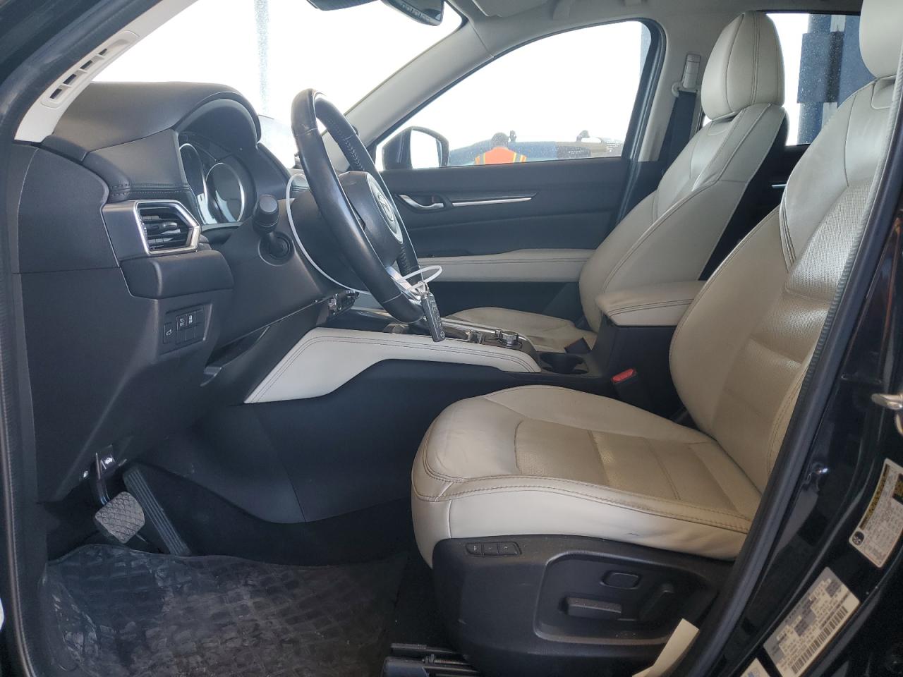 JM3KFBDM8J0378009 2018 Mazda Cx-5 Grand Touring