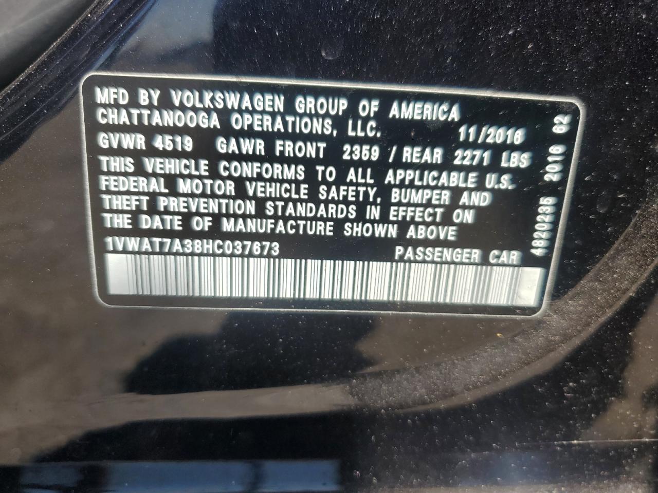 1VWAT7A38HC037673 2017 Volkswagen Passat S