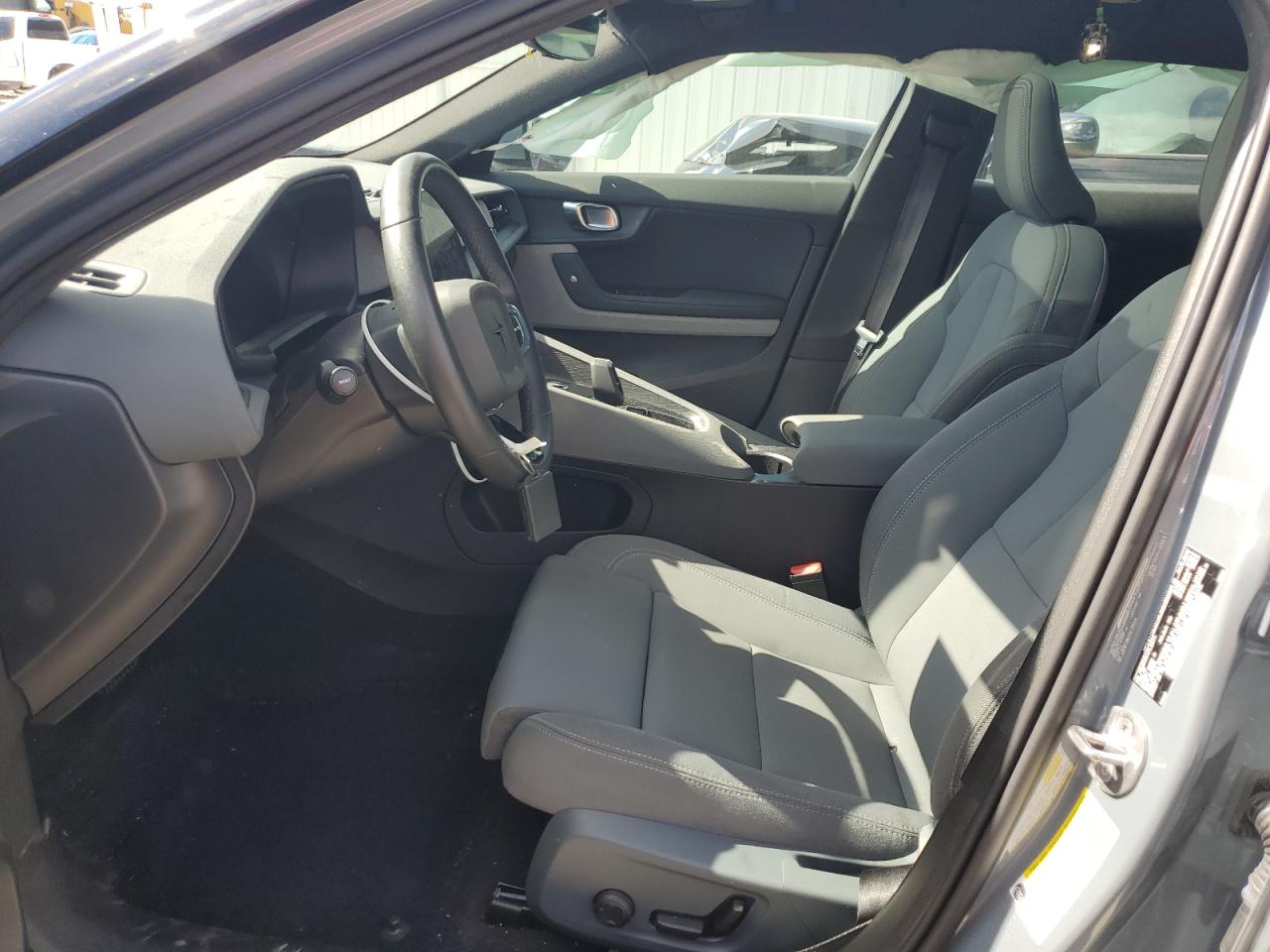 YSMED3KA1PL126771 2023 Polestar 2