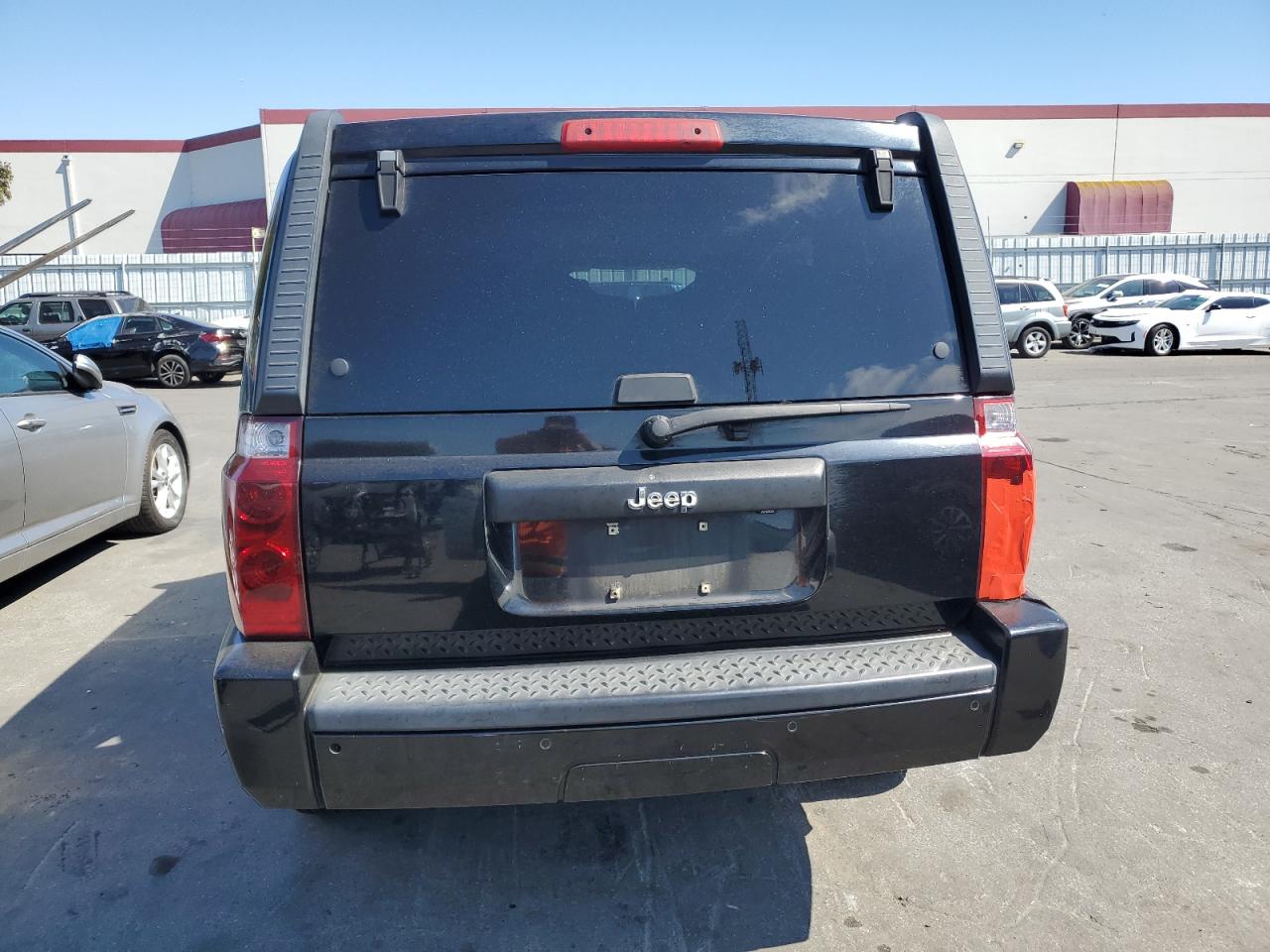 1J8HH48N47C624548 2007 Jeep Commander