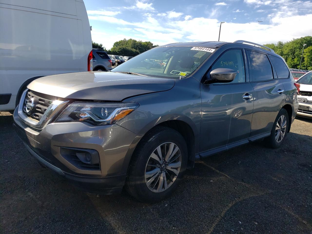 2018 Nissan Pathfinder S vin: 5N1DR2MM0JC670806