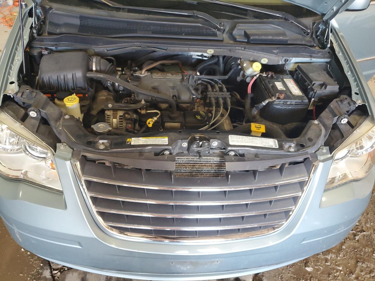 2A4RR5D17AR324366 2010 Chrysler Town & Country Touring
