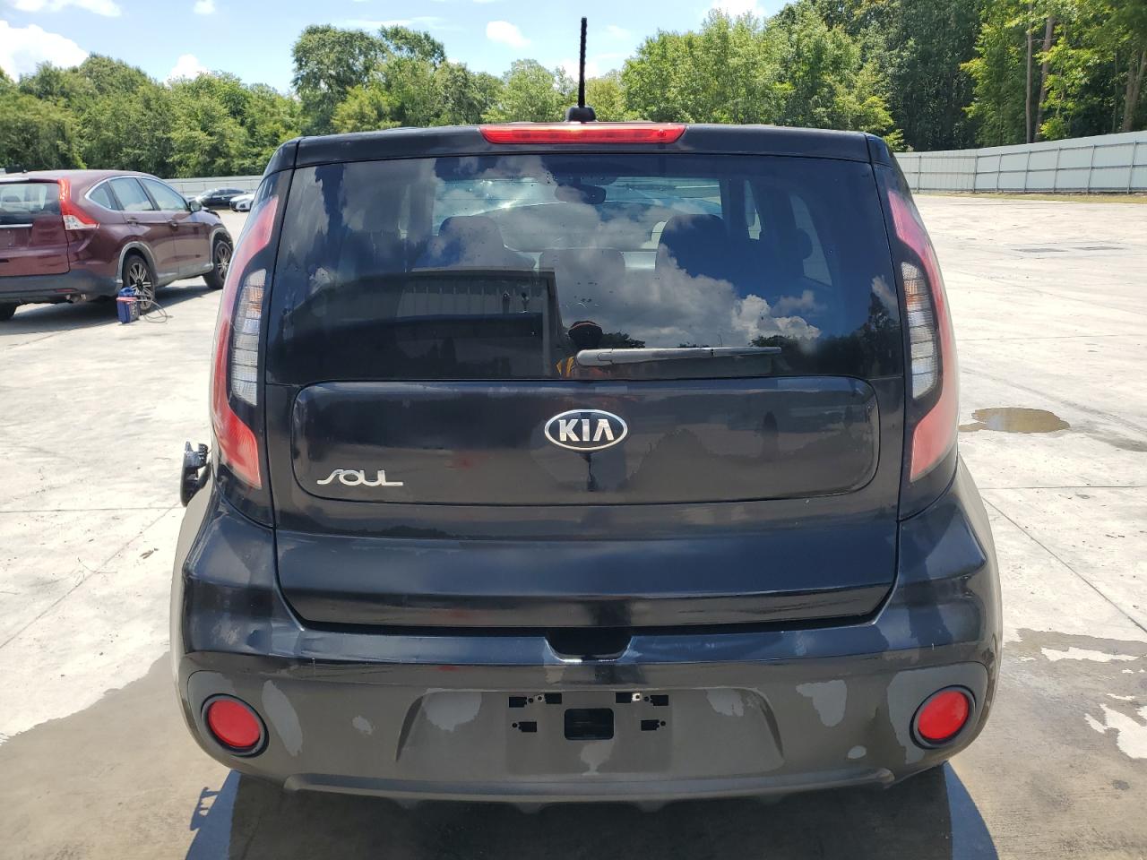 KNDJN2A20J7576410 2018 Kia Soul