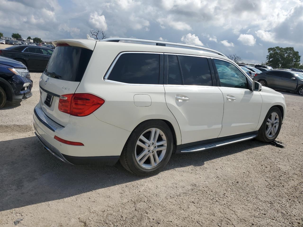 2013 Mercedes-Benz Gl 450 4Matic vin: 4JGDF7CE6DA227964