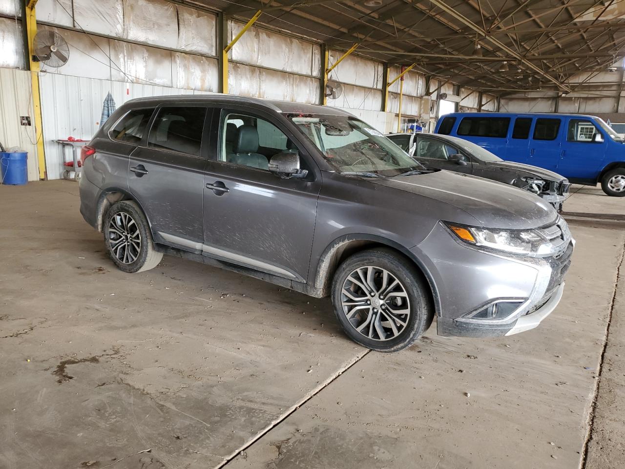 2018 Mitsubishi Outlander Se vin: JA4AD3A36JJ004482