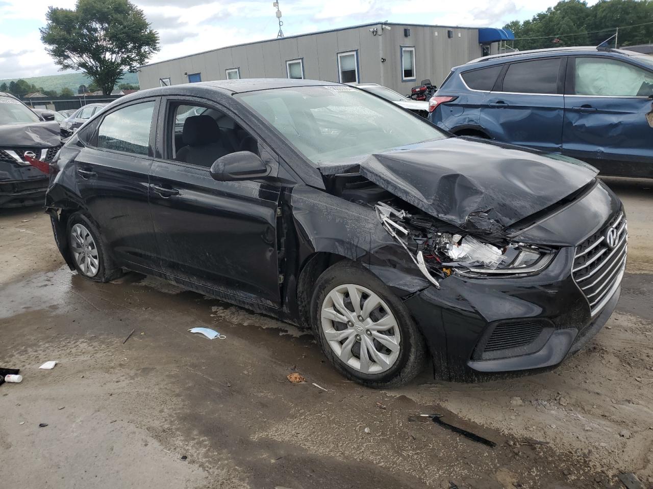 2019 Hyundai Accent Se vin: 3KPC24A32KE057561