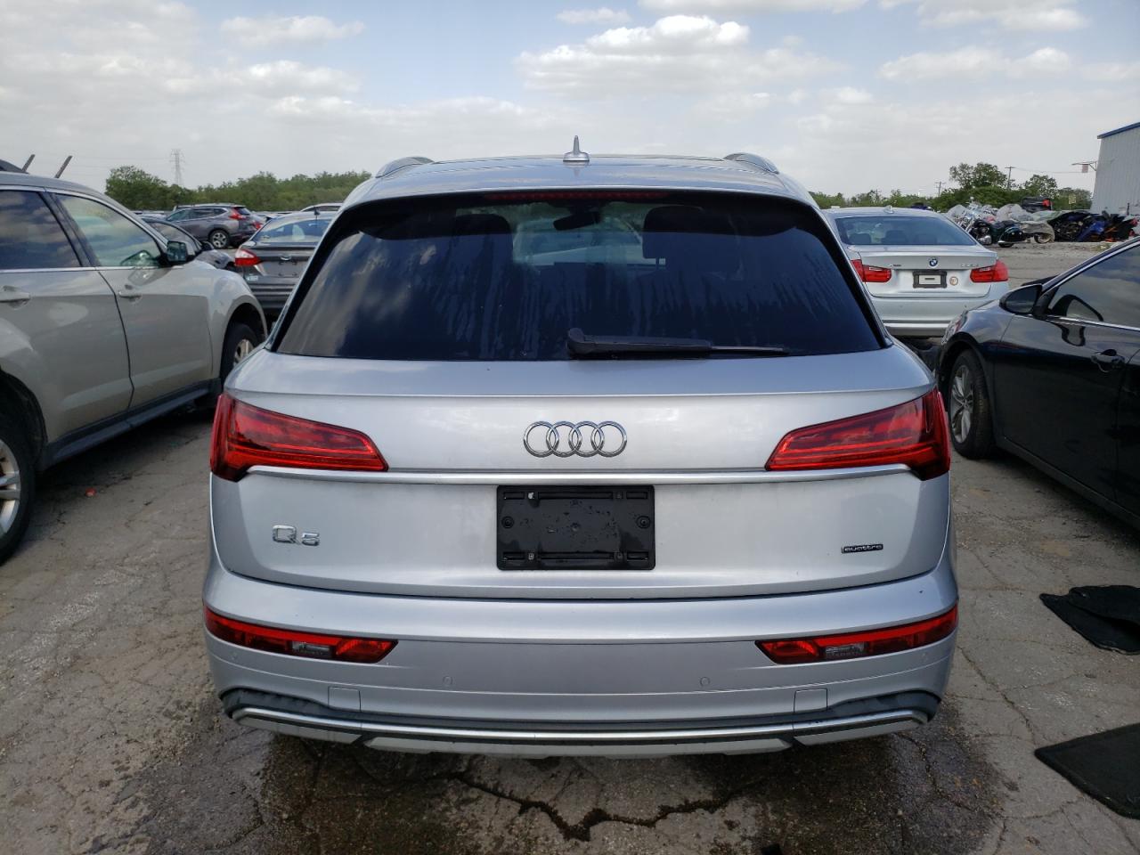 WA1BAAFY4M2012357 2021 Audi Q5 Premium Plus