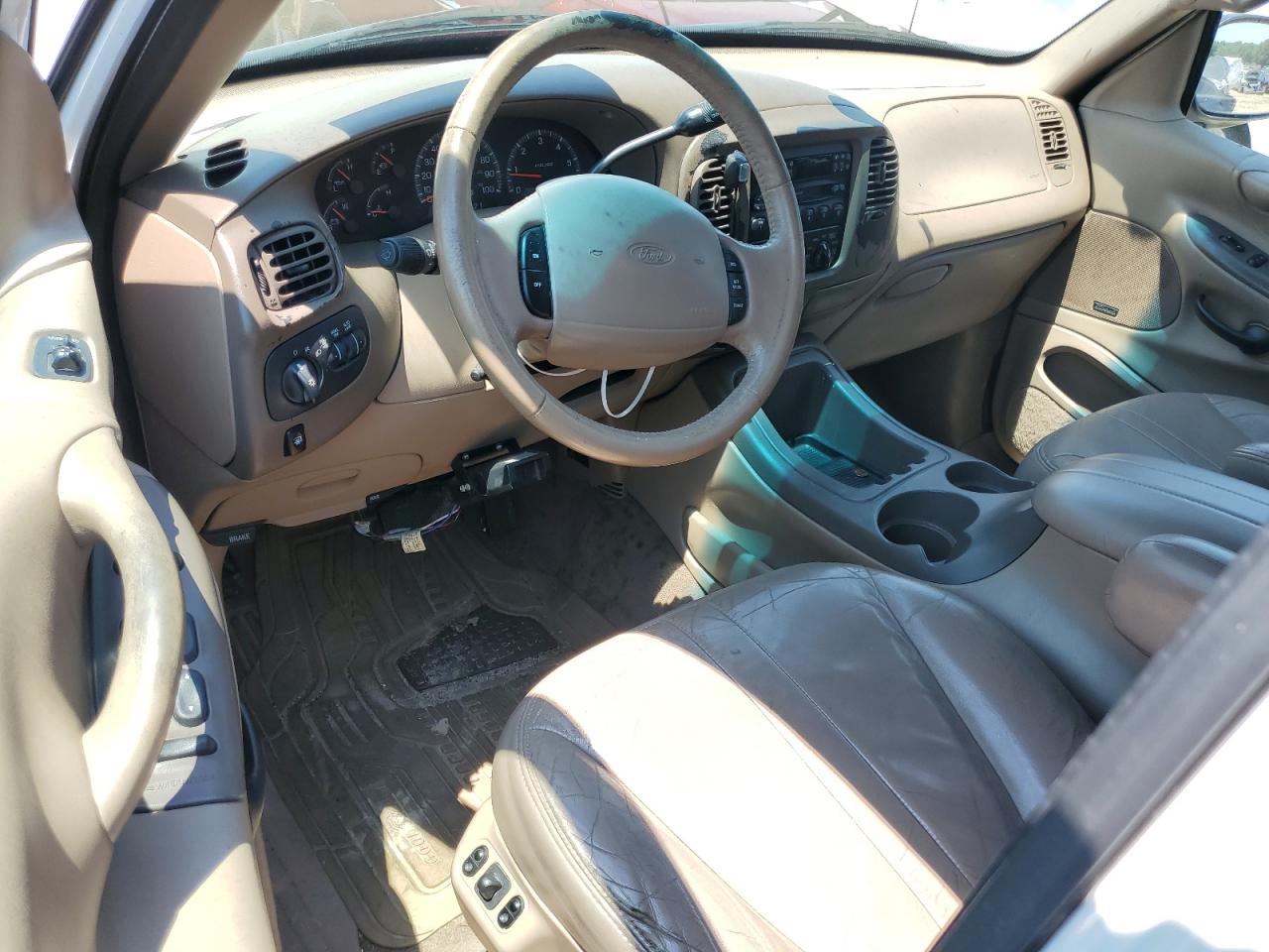 1FMPU18L3WLA40308 1998 Ford Expedition