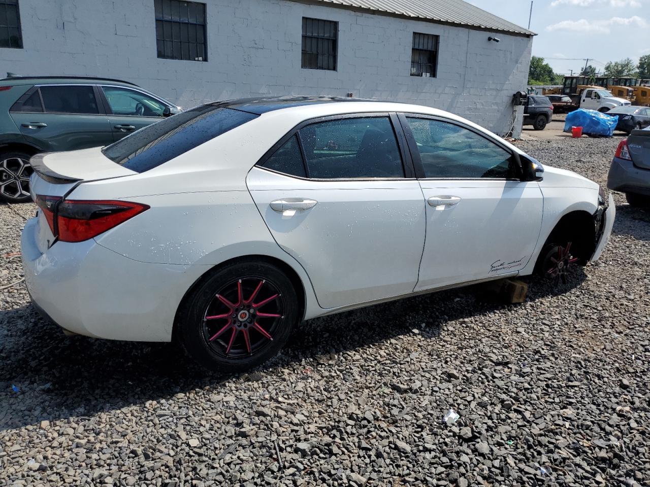 2015 Toyota Corolla Eco vin: 5YFBPRHE9FP248500