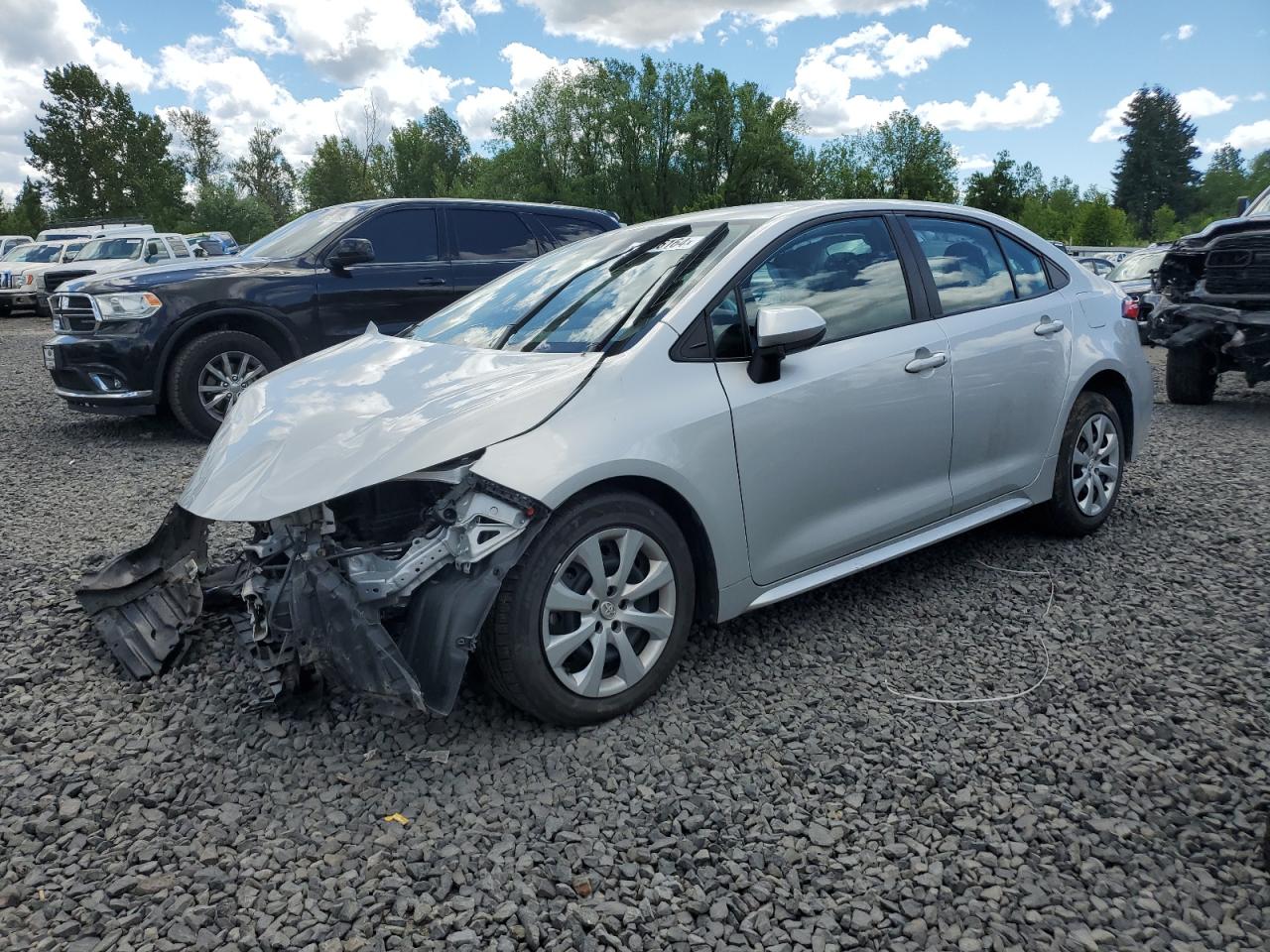 2022 Toyota Corolla Le vin: 5YFEPMAE9NP341719