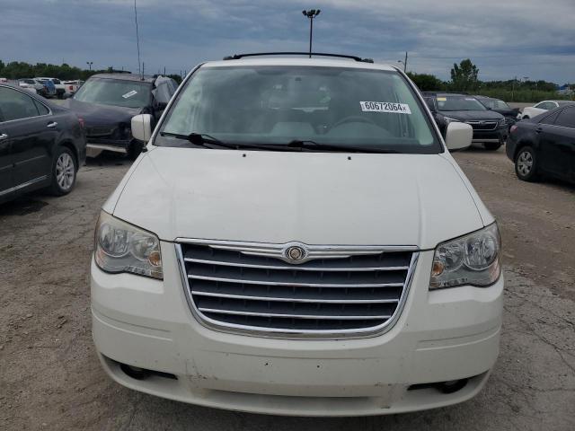 2010 Chrysler Town & Country - Image 5