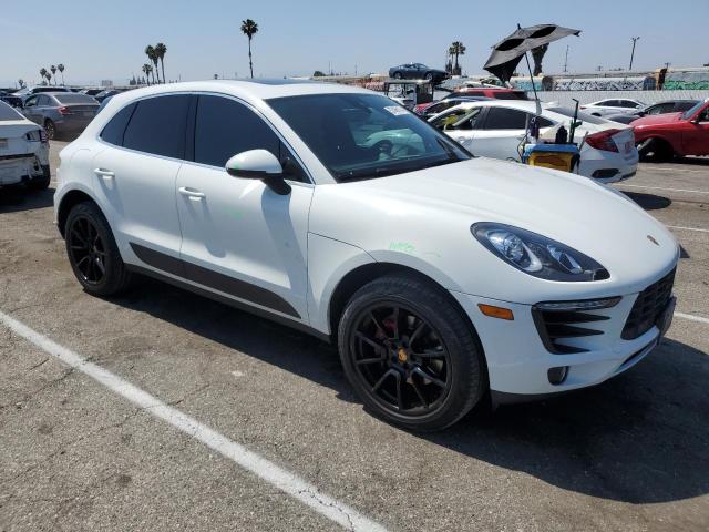 2017 Porsche Macan S VIN: WP1AB2A54HLB16833 Lot: 57466174