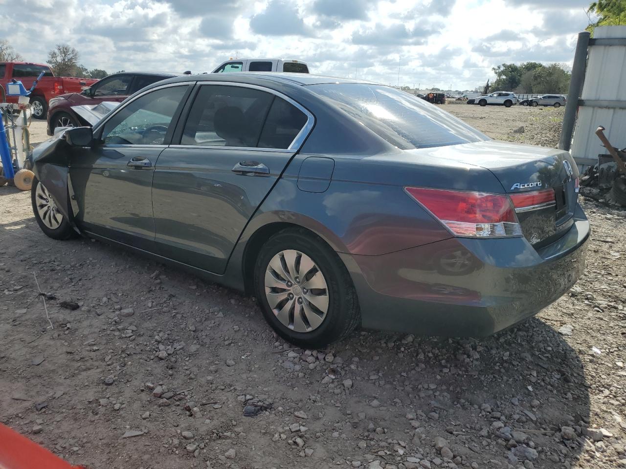 1HGCP2F3XBA085109 2011 Honda Accord Lx