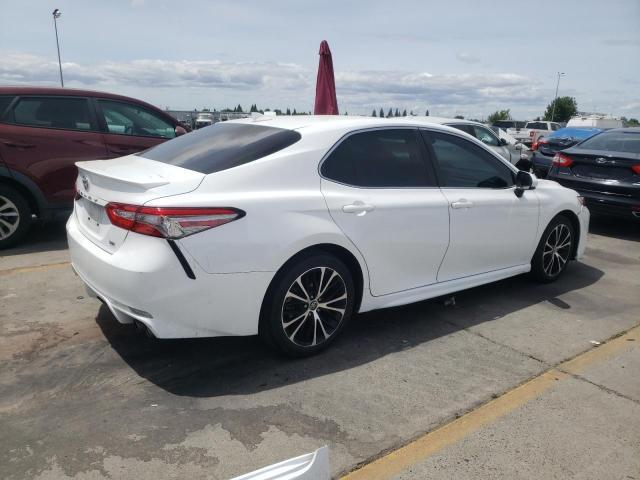 VIN 4T1B11HK1KU844069 2019 Toyota Camry, L no.3