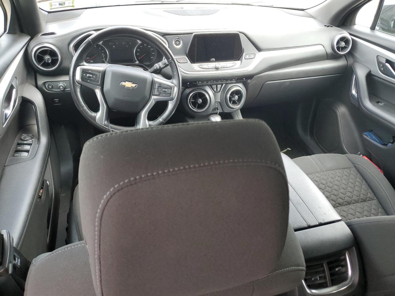 3GNKBGRS4KS583093 2019 Chevrolet Blazer 2Lt